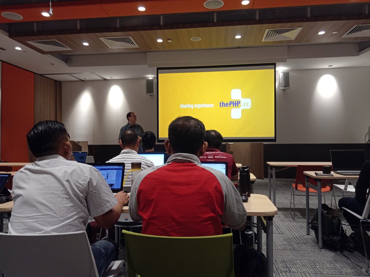 drishtijjain's tweet image. &quot;The primary task of a developer is not the writing of code but to understand a problem&quot; 
@PHPConfAsia @s_bergmann #PHPConfAsia #phpunit