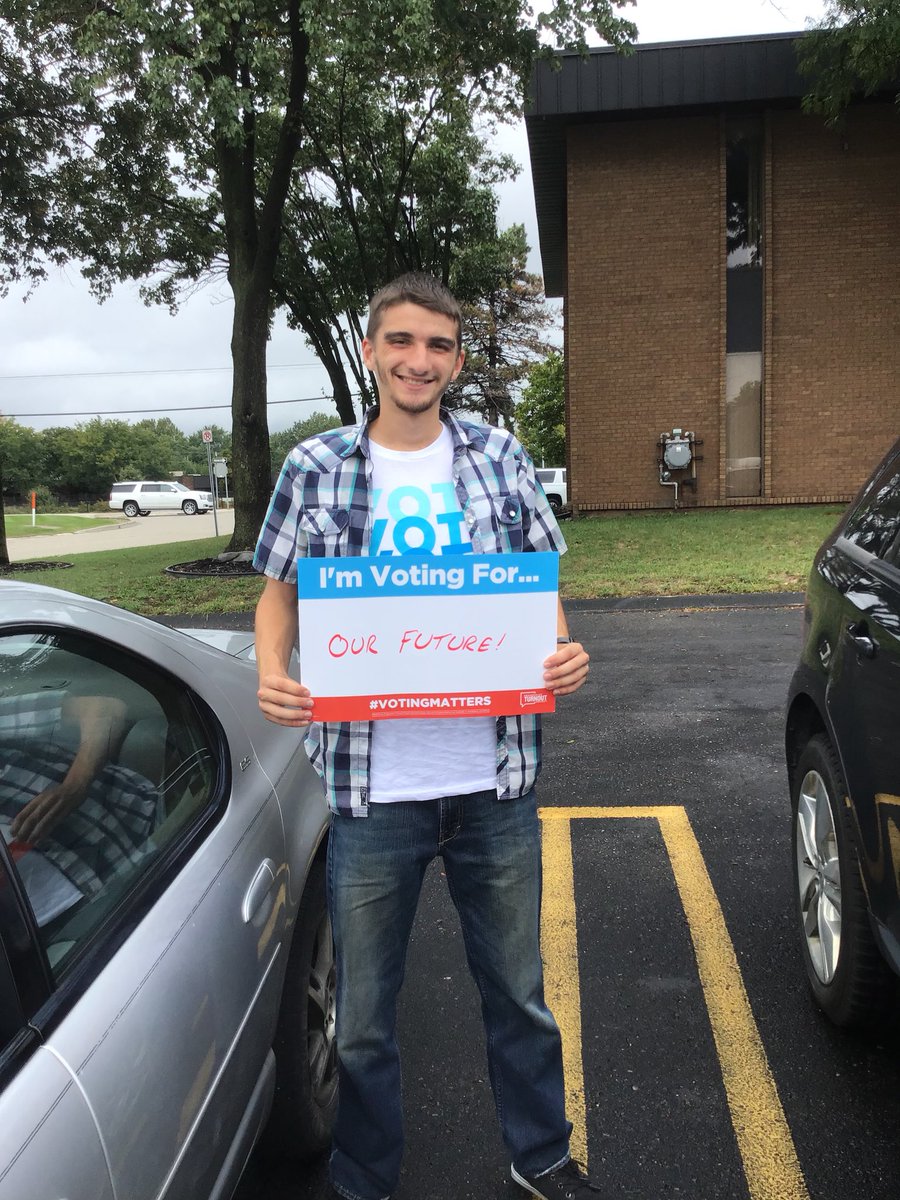 PtpStephen's tweet photo. Why am I voting? Because we are at a critical moment in our nation’s history. With the power of the many, we have the chance to right the wrongs and steer our country towards a better future. That’s why I am voting. #VotingMatters #NationalVoterRegistrationDay #MI11 https://t.co/k14U58kw4F