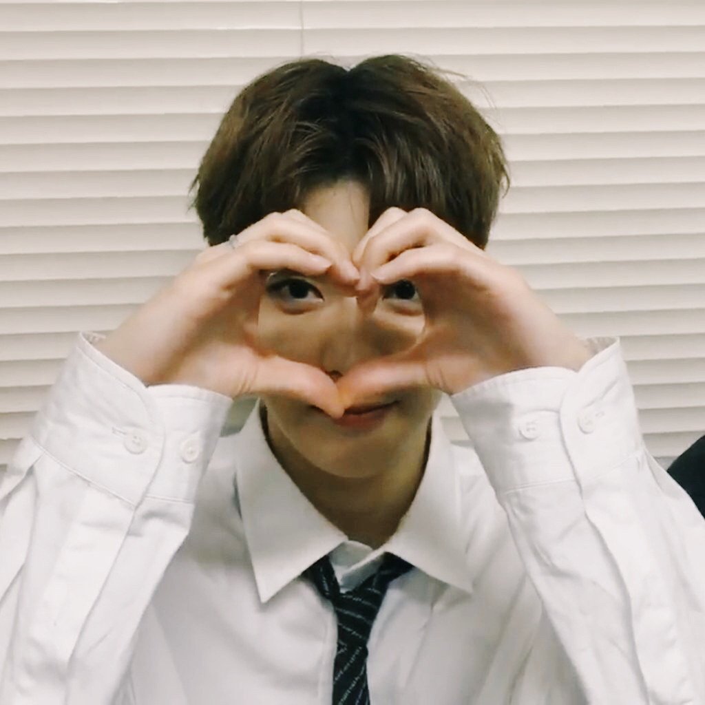 lowqualNCT_'s tweet photo. Our own secrets. You and I. 

#NCT #JAEHYUN #aesthetic #NCTedits #Regular_Irregular #재현 #정윤오 #엔시티 #NCT127 #NCT127_Regular https://t.co/AecQuJuCez