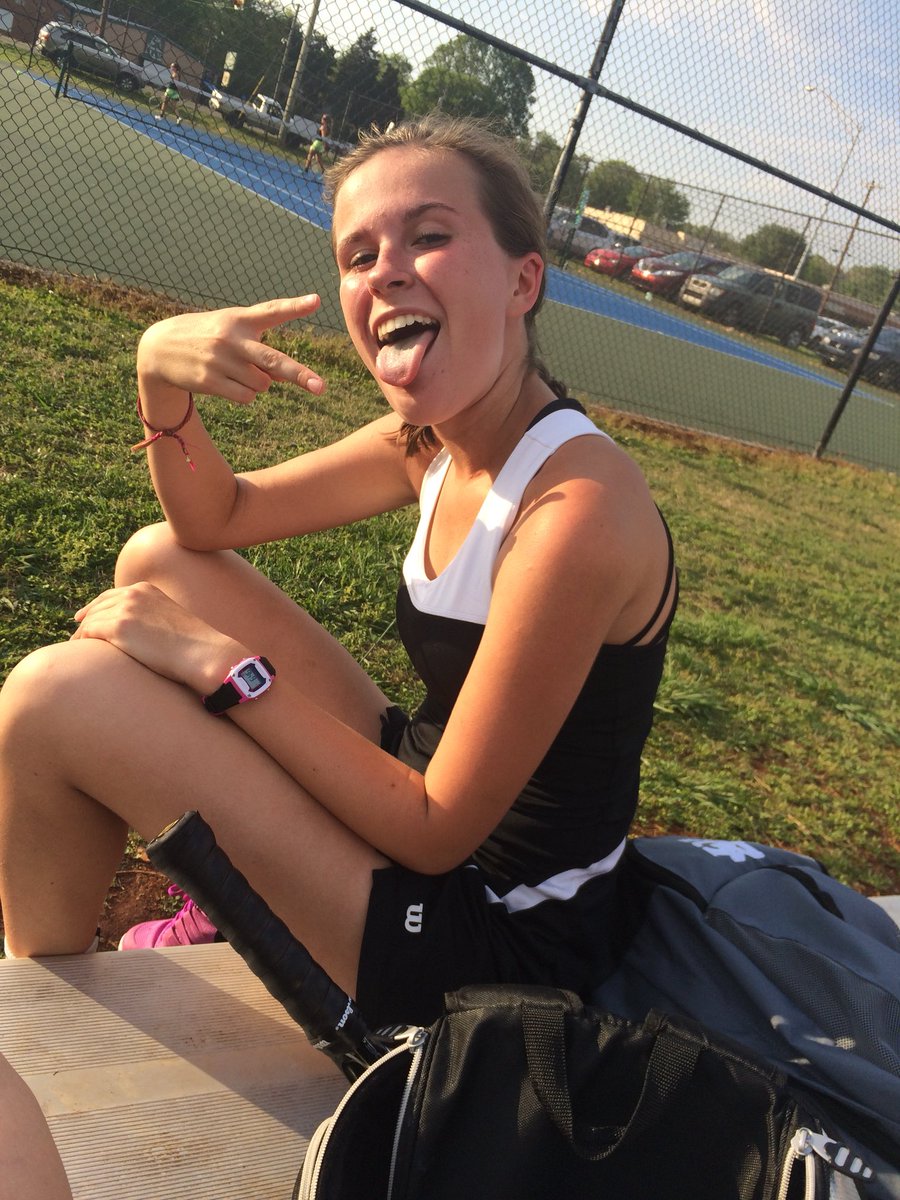 Tullie_14's tweet photo. Haha HAPPY birthday to this Yoga pants loving fruit loop, good luck this year babe  :) https://t.co/jD8al65wjk