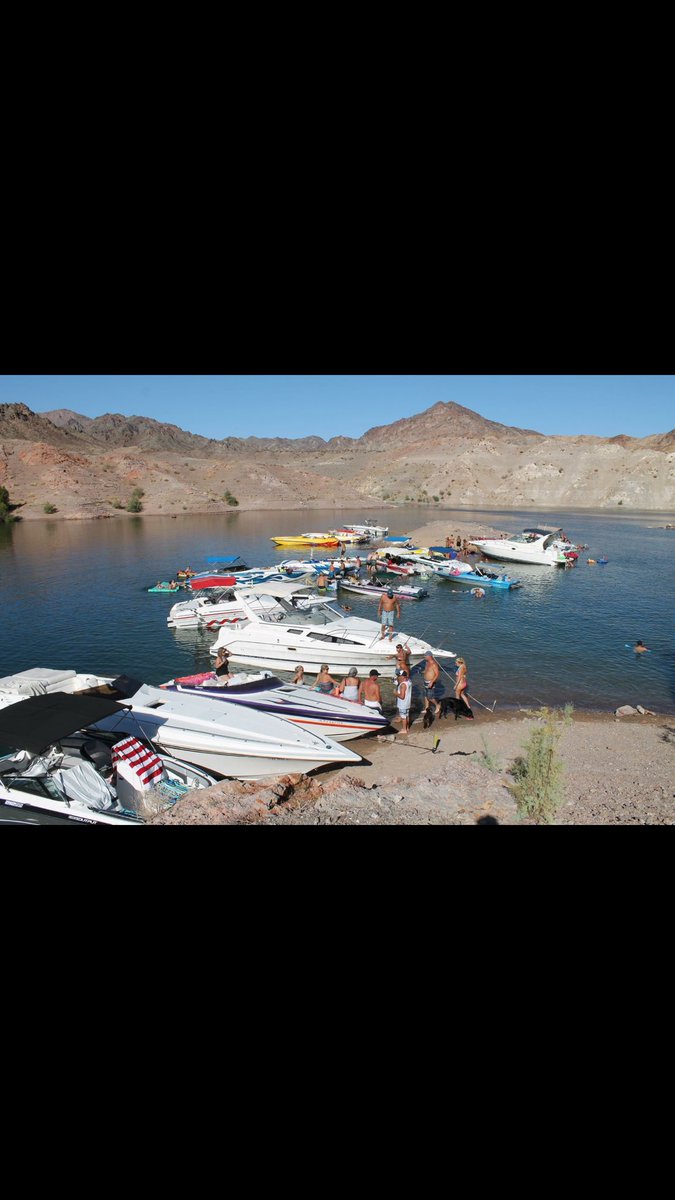 kylewoodward3's tweet photo. The lake last weekend was a good time with good people! 🤙🏼 https://t.co/zrPlFlTawt
