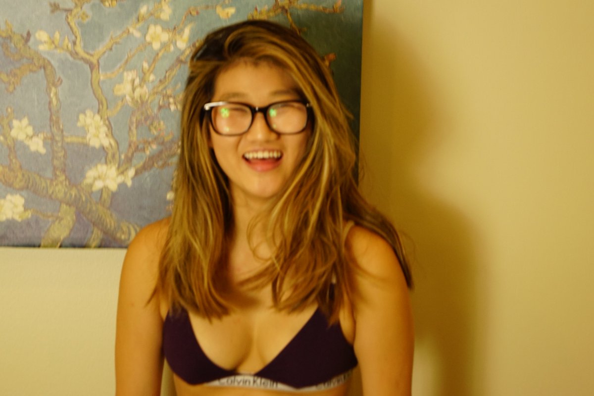 Sexy bums in thongs Non nude sexy teens
