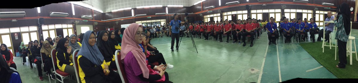 ipserdang's tweet photo. 26/9 Program Ramah Mesra Tuan Pengarah BPMI, DOA bersama para pelajar Institut Pertanian Malaysia di Dewan Besar, IP Bumbung Lima, Pulau Pinang. Terima kasih kehadiran Tuan Pengarah ke IPBL. 
@PSM_DOA 
@myDOA_HQ 
@blkpmoa 
@JHarizan 
@simtzetzin 
@MyDSA_official https://t.co/oWfVGemvMX