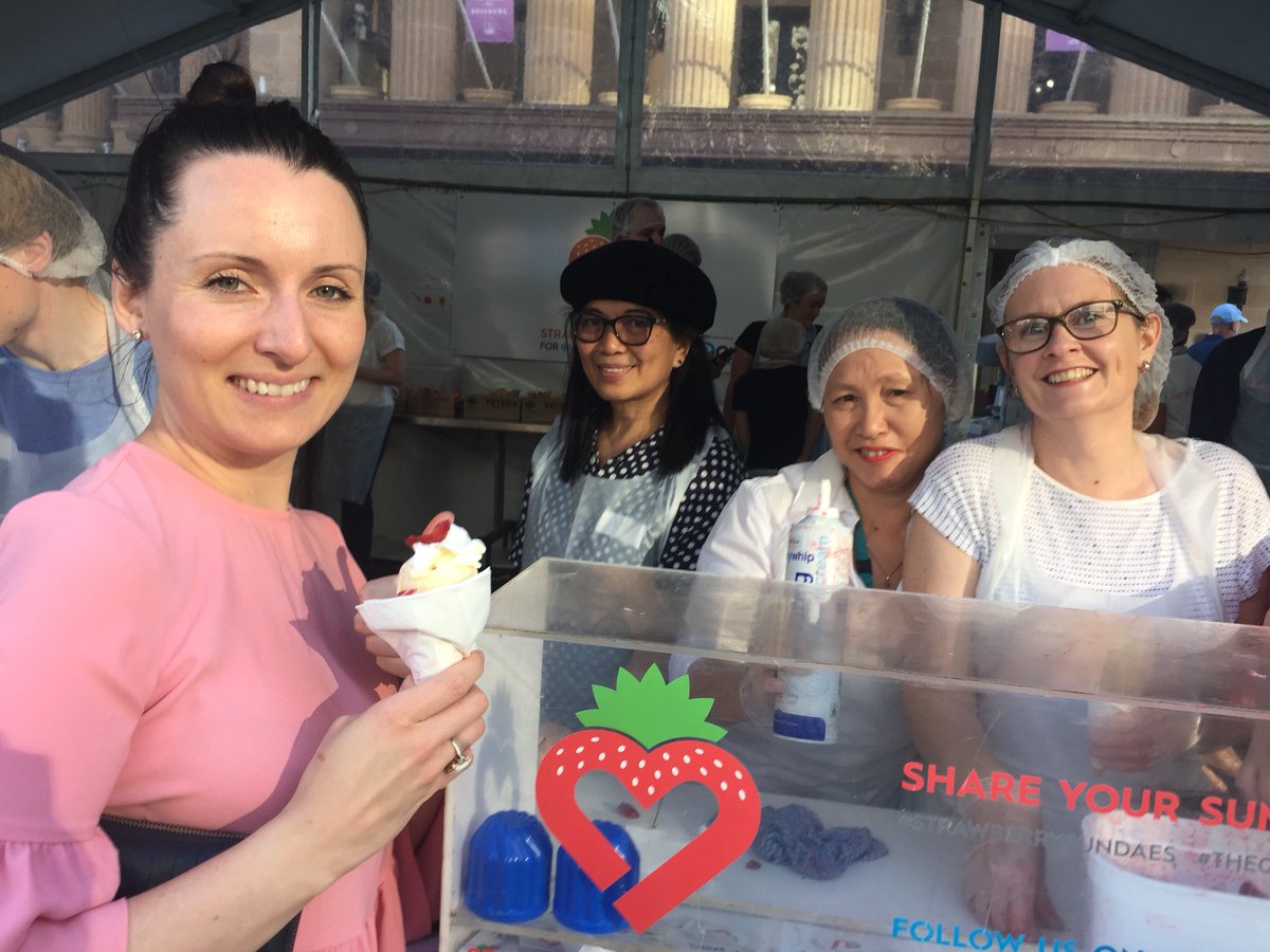 abcbrisbane's tweet photo. Kate from Yeronga nabbed the very last strawberry sundae from the @TheCommonGoodAU stall at King George Square #smashastrawb #ABCdayofsundaes π https://t.co/doD2CSHpNX