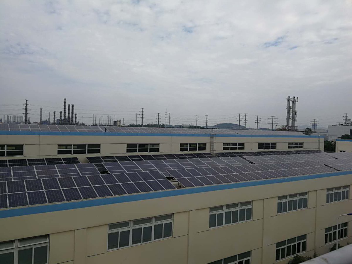 Valin_Energy's tweet photo. 1MW photovoltaic power station successfully merged into the national grid https://t.co/SiQGstuQGK