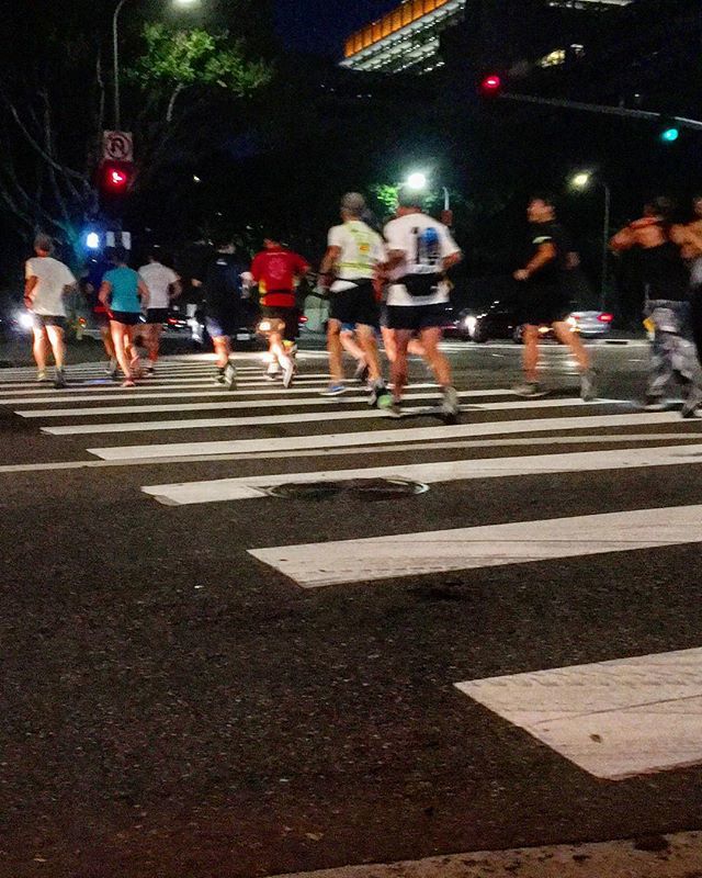 DTLArunning's tweet photo. Green means GO! #dtlarunning #runyourcity https://t.co/04gAj59pU1