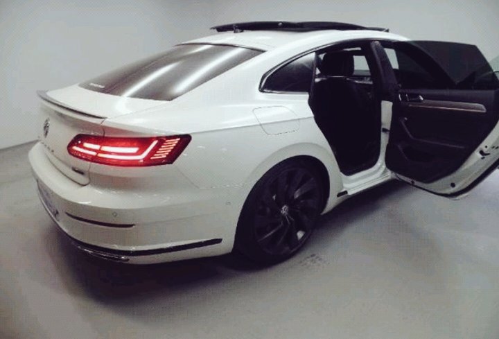 cars_pixels's tweet photo. "Simply the best. Better than all the rest" is a song by legendary musician #TinaTurner and is the song that comes to mind when I view this stunning @VolkswagenSA Arteon R-Line.
Good morning, petrolheads πππ.
#Volkswagen #VWArteon #RLine
#CarsInPixels https://t.co/J8TuSIMVdx
