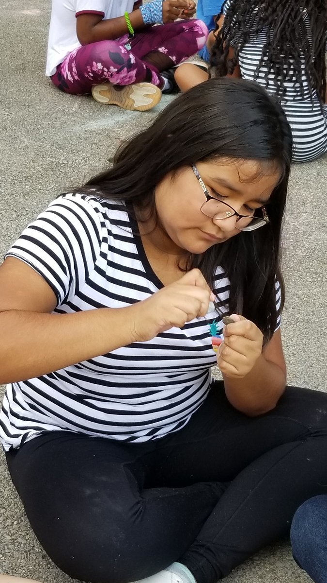 Brooklotze's tweet photo. My kids wrapping up the Eastern Woodlands NA region with making their very own arrowhead. Make it...take it! https://t.co/WOBjN6Wt4U