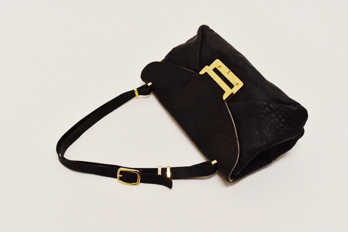 #Prive shoulder bag | $1,025 ☕️