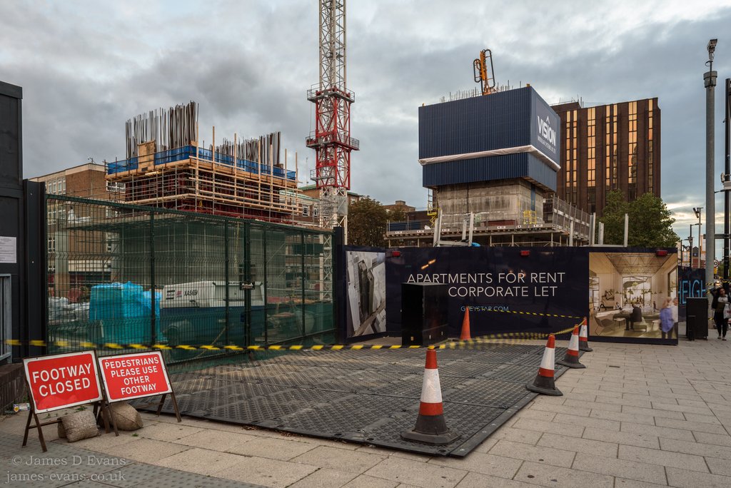 archoptical's tweet photo. 101 George Street #101georgestreet #greystar #modular #newhomes #croydon #eastcroydon #visionmodularsystems #construction #architecture https://t.co/V4pt8e2rhl