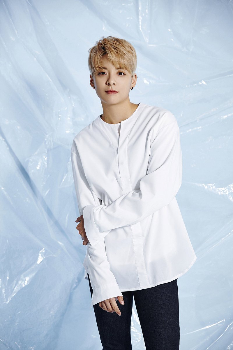 SMTOWNGLOBAL's tweet photo. Surprise! f(x) AMBER’s new single ‘WHITE NOISE + LOST AT SEA’ will be soon released! 
Please look forward to the title song ‘White Noise’ and ‘Lost At Sea’ both written by herself! 

🎧‘WHITE NOISE + LOST AT SEA’: 2018.09.21. 0AM (KST) 

#엠버 #AMBER #에프엑스 #fx https://t.co/D9Cbn6mSAd