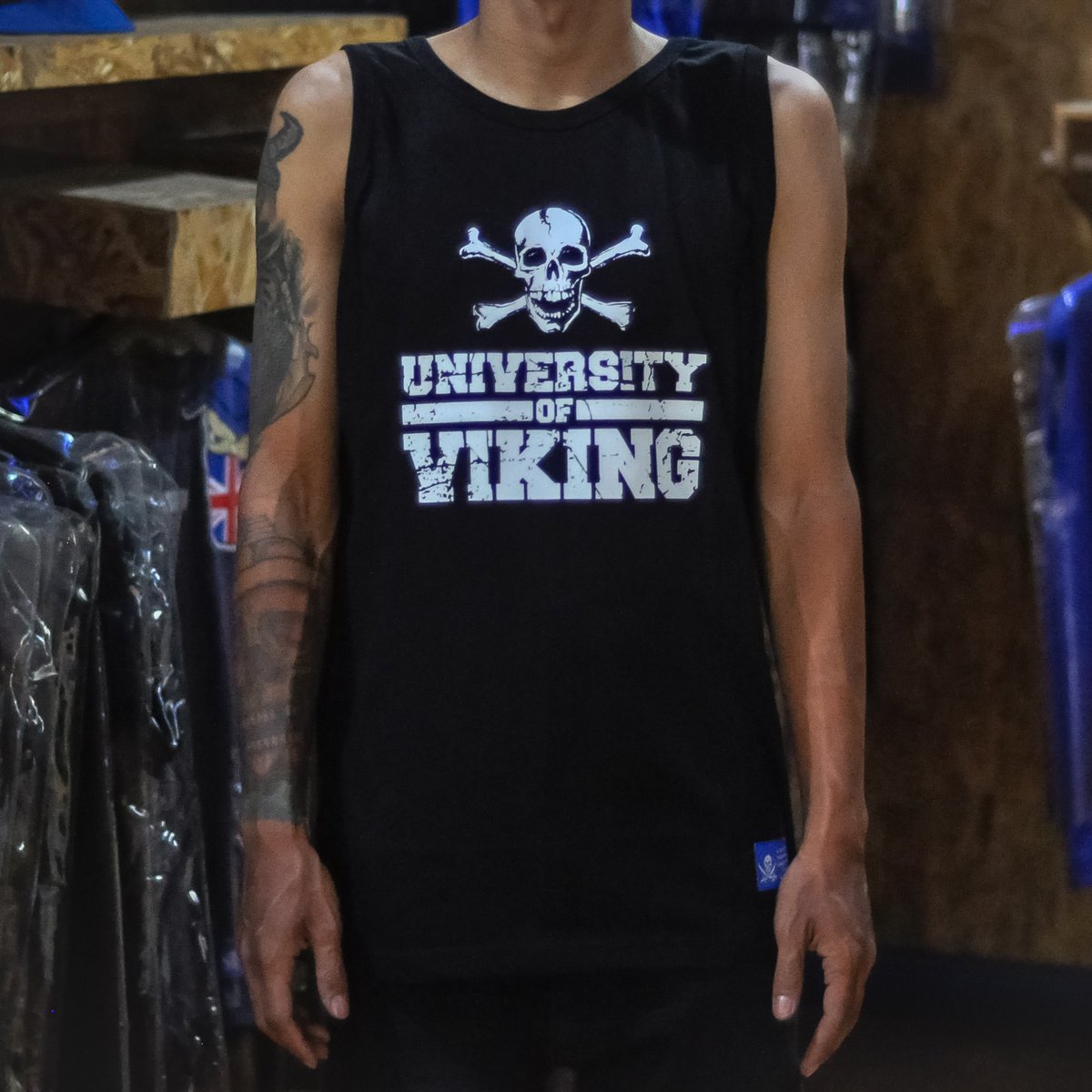 Kesegaran inimah, buat lawan si eta. Katalog full nya biasa kepoin IG fanshoporiginal ya ;)