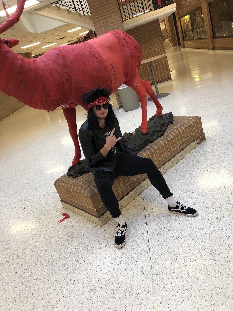 Anderson10Ad's tweet photo. Rock n roll 😤🤟🏻 https://t.co/cuKhTefWzM