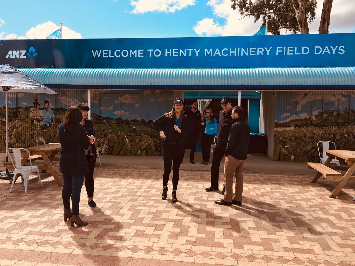 Enjoying the sun and activities at the Henty Field days 🌞 come and visit us at the ANZ tent #proudsponsors #AnzAgri