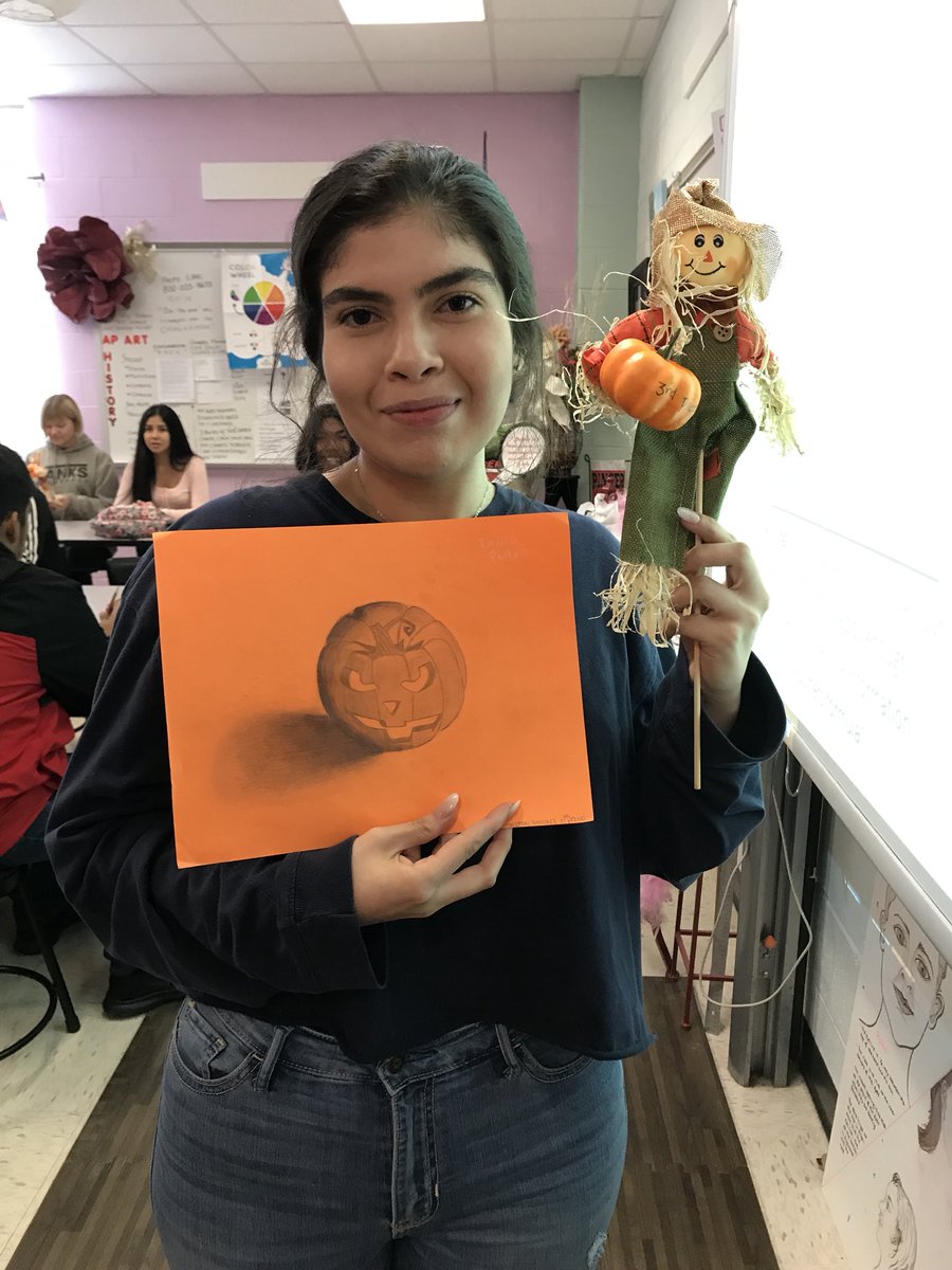 MCV_Watson's tweet photo. @Terry_Rangers #BetheOneLCISD Our Terry Ranger Artists have the “Be the One” mindset.  Congratulations to our 1st, 2nd, 3rd and Most Surreal place winners for their Jack-O-Lantern drawings. https://t.co/s9mM3JJJVS