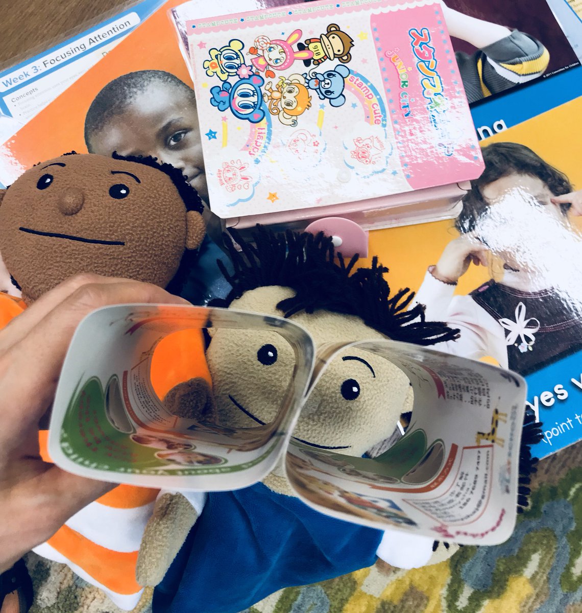 hiromis's tweet photo. “Attent-o-scopes” in Pre4 classroom to learn how to focus attention. #listeningrules #secondstep #schoolcounselor #AISGZ #aisgzcounseling #スクールカウンセラー https://t.co/IuySb8p0fW