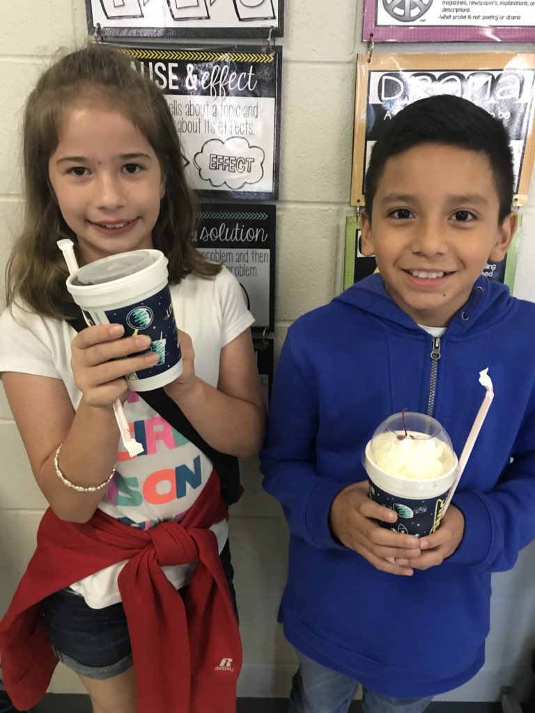 oliviabledsoe04's tweet photo. Caleigh and Danny met their goals on iReady, and were treated to some Sonic this morning! Nothing like a banana shake to start the day off right! #onelessonatatime #bledsoebunch #sonic😍 https://t.co/1UQnllyWV8