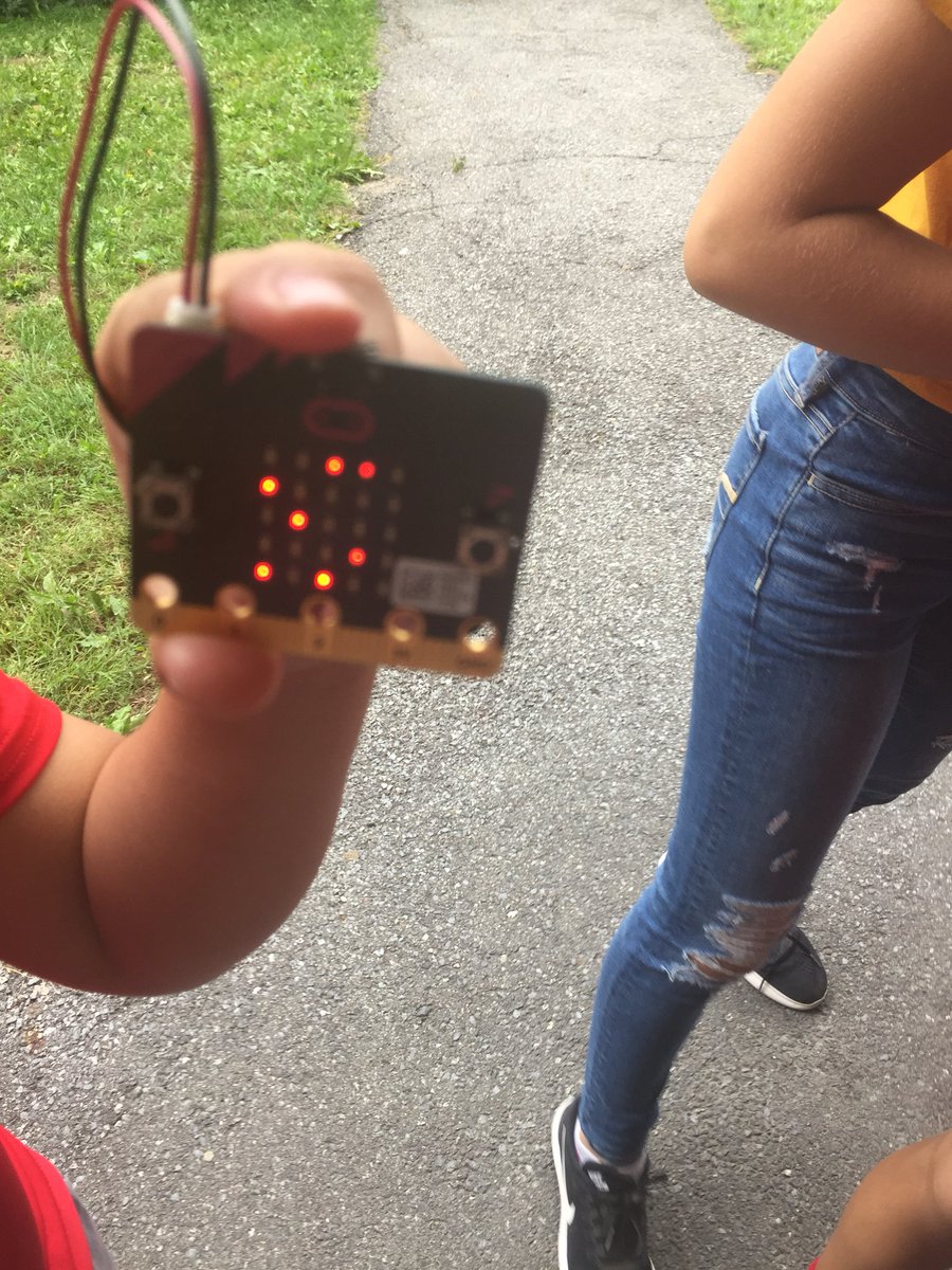 rolat's tweet photo. @AllSaintsOCSB Gr7 Ss 1st exploration of #BeaverPond #Kanata collecting data to graph on loss of #biodiversity #goal15 #TeachSDGs #ecosystems #gepgraphy using @microbit_edu compass for locations to graph, #soilmoisture testing #ocsbDL @littlephz https://t.co/E3cKP4yiXZ