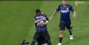 View image on Twitter