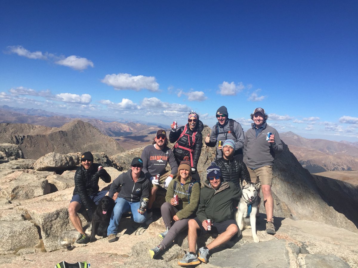 rivernorthbrew's tweet photo. Well, we had to change the plan last minute, but we did manage to summit Mount Evans for Matt’s Fourteener Challenge. Thanks to @BruzBeers &amp; @S26BC for joining the party! #gabf #colorado #earnyourbeer https://t.co/fFvv8DFzV3