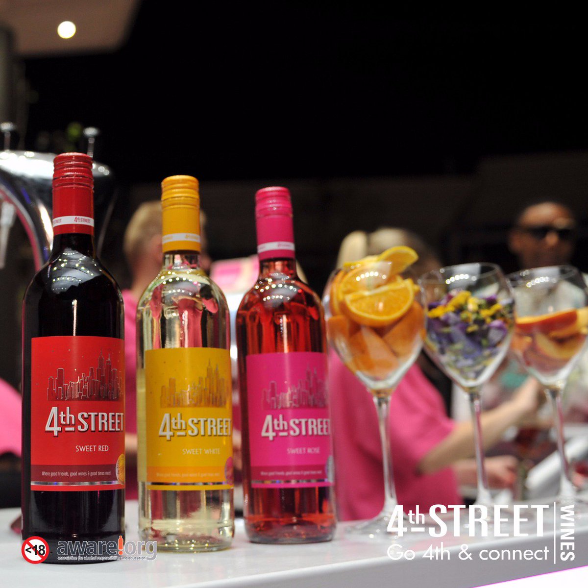 4thstreetwine's tweet photo. Stylish fashionistas deserve only the most fashionable cocktails!
This is how we do!
#4thStreetRunWay
#Go4thandConnect https://t.co/lx9lFZJzYI