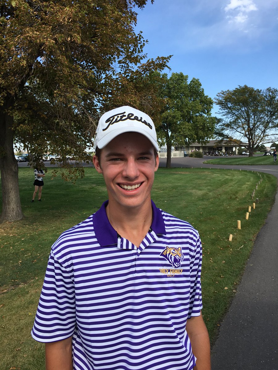 HFHS_Golf's tweet photo. Looks like Jacob is Regional Champ.  Lots of players still on the course. https://t.co/1BDNR1bvRz