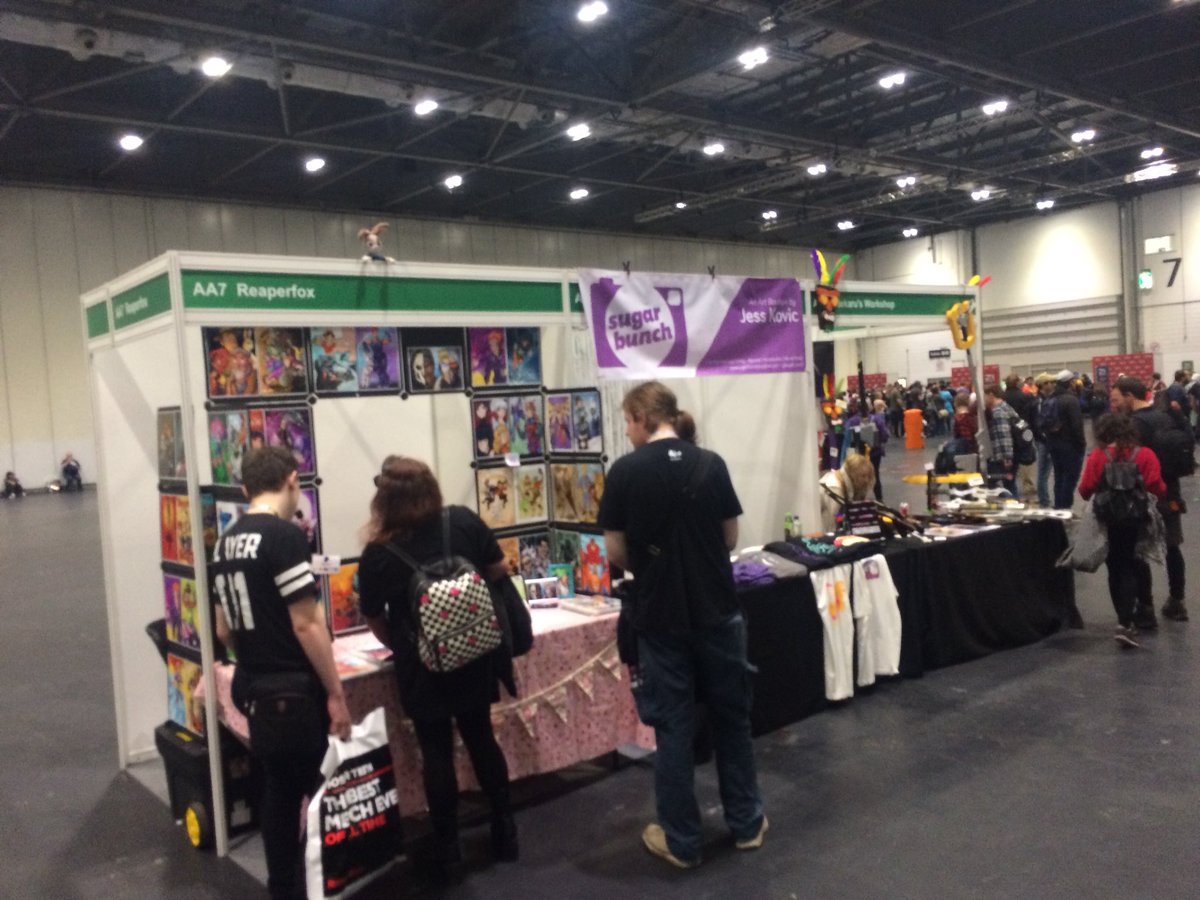 Ziekaru's tweet photo. Shoutout to #artistalley members of #RTXLondon @evacchi_  @KenMcFarlane @Reaperfox @missjelliebee @nonneebee @Sugar_Bunch missing some sorry https://t.co/cp6HwJeUjV