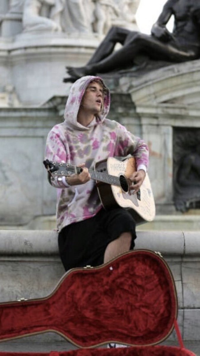 for the last time I AM NOT CRYING, U ARE