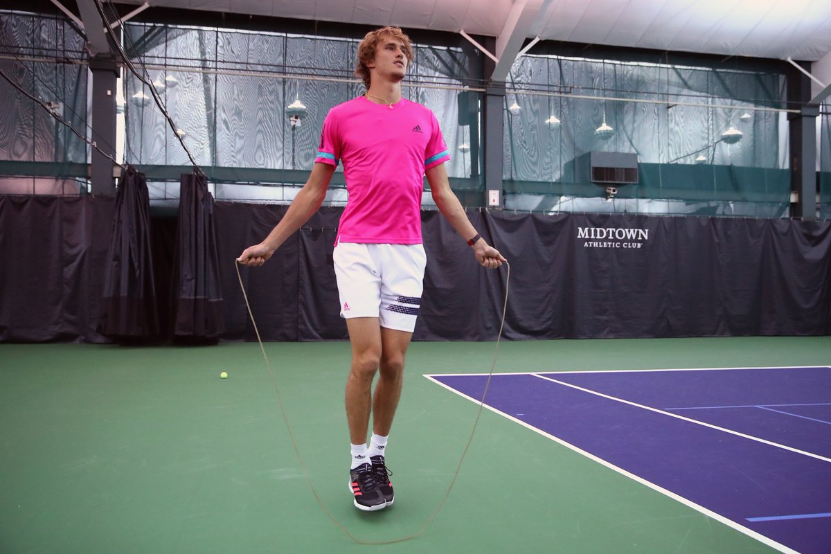 Laver Cup (@lavercup) on Twitter photo Action stations for #TeamEurope2018's <a href="/rogerfederer/">Roger Federer</a> and Alex Zverev at <a href="/Midtown_Chi/">Midtown Chicago</a>.
#LaverCup Action stations for #TeamEurope2018's <a href="/rogerfederer/">Roger Federer</a> and Alex Zverev at <a href="/Midtown_Chi/">Midtown Chicago</a>.
#LaverCup