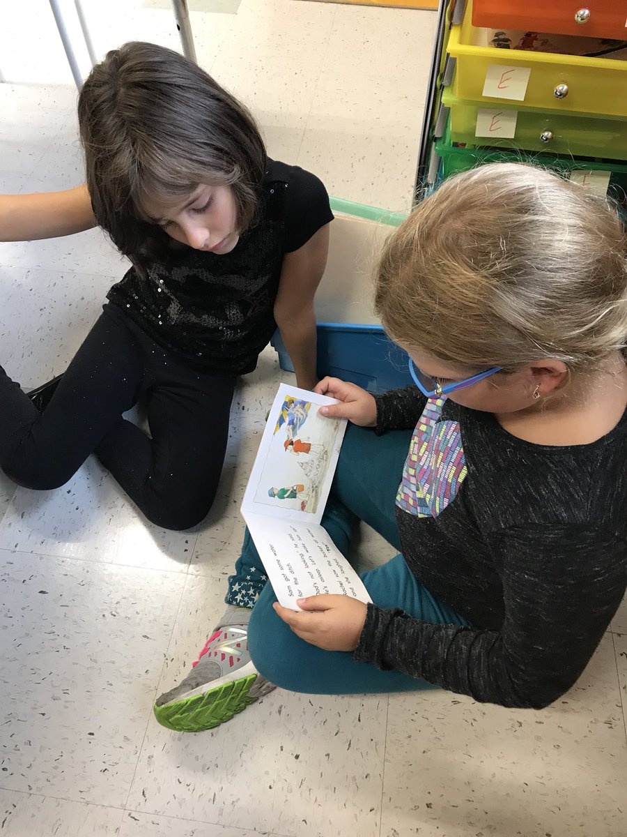 Nort10M's tweet photo. Rockstar Reading with 1st grade! @hcsrsd10ct https://t.co/8ccPRFeXjg