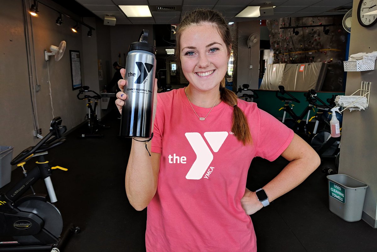 This sweet aluminum water bottle could be yours, just join our Awesome Autumn wellness challenge! Stop by the front desk at your regular YMCA so we can update your photo, log 14 30-minute workouts on the posted chart and tell us your Y story here on Twitter!
