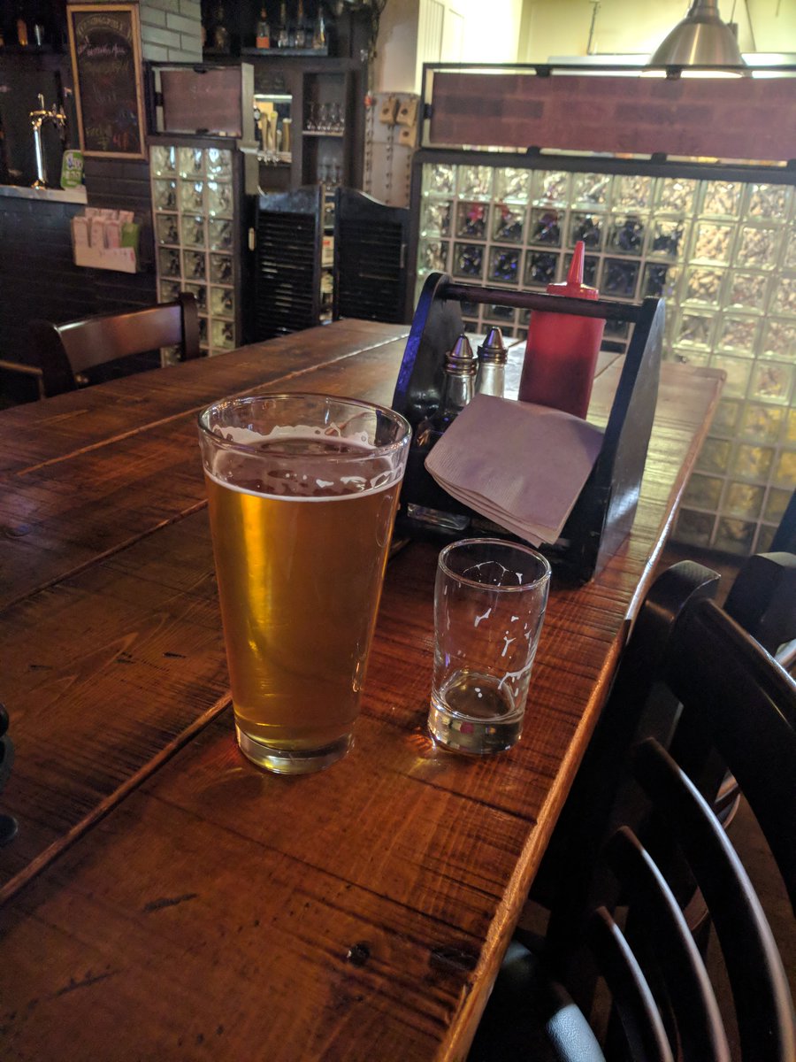 maxpower16's tweet photo. One last Vancouver stop on the #bccraftbeerquest at Pat's Pub. It's a Lower Mainland clean sweep, y'all. @carloncouncil @TheGrowlerBC @tforshner @pastiscam @DaveJaycock @RB121 https://t.co/qnJeuTz0bi