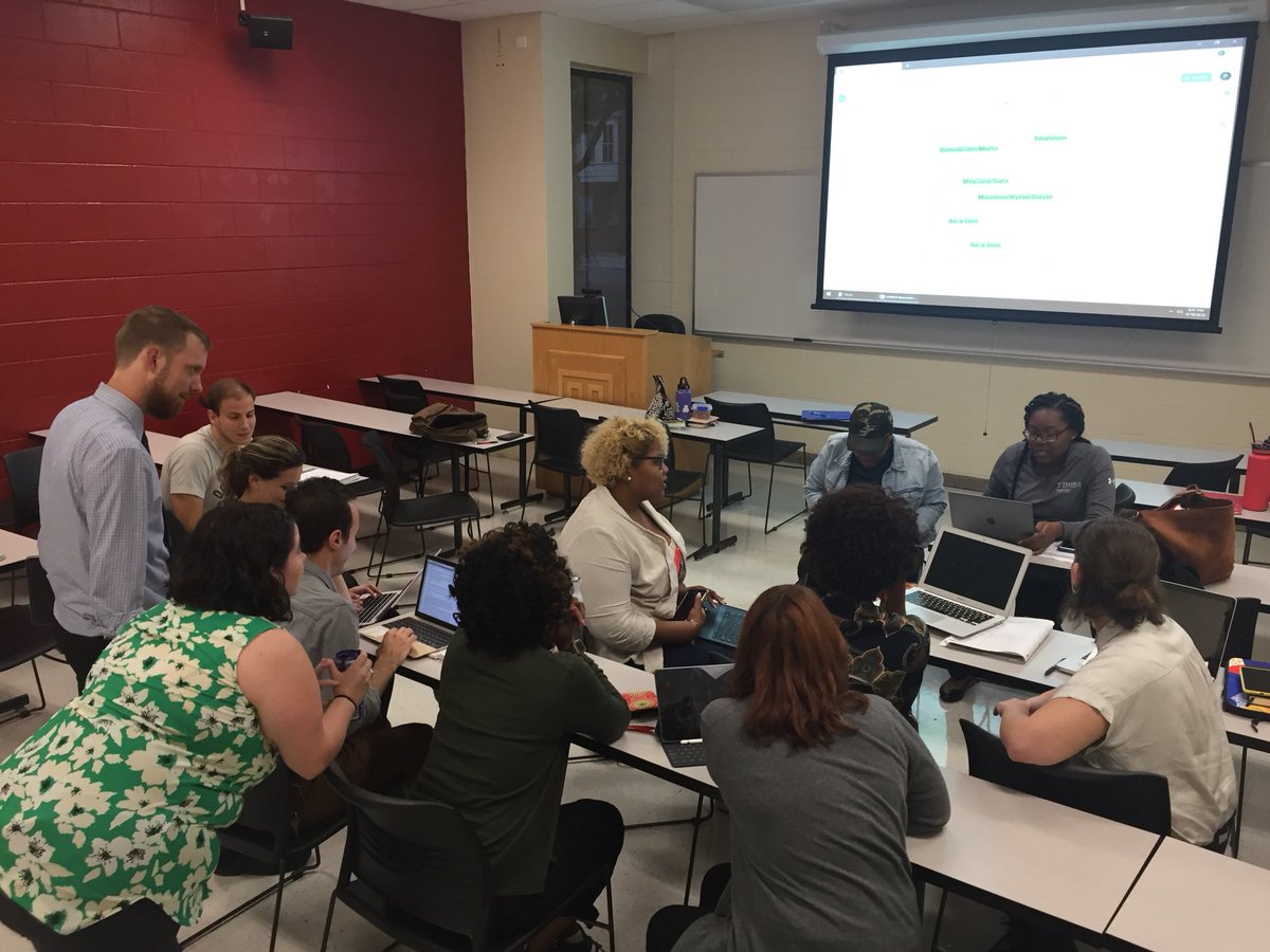 latinoactivist's tweet photo. Moot court competitors debate female genital mutilation and harm reduction practices .@TempleSSW #MSWstudents #socialwork #Templesocialwork #criminalizationofFGM #harmreduction #FGMpolicies https://t.co/Qi7fMzZki5