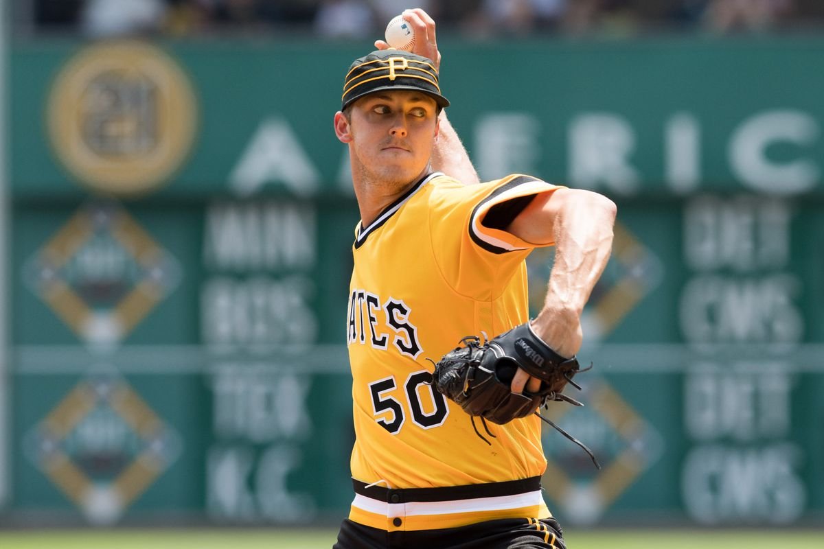 TheBuccosFan's tweet photo. #JamoOnTheBump โพ๏ธ #LetsGoBucs #BeatTheRoyalsAgain ๐
#ExtendWinStreakTo4 โ
#JollyRogerReady โ
#Game150 ๐
#FanAppreciationWeek ๐ https://t.co/p6ijz4ttn7