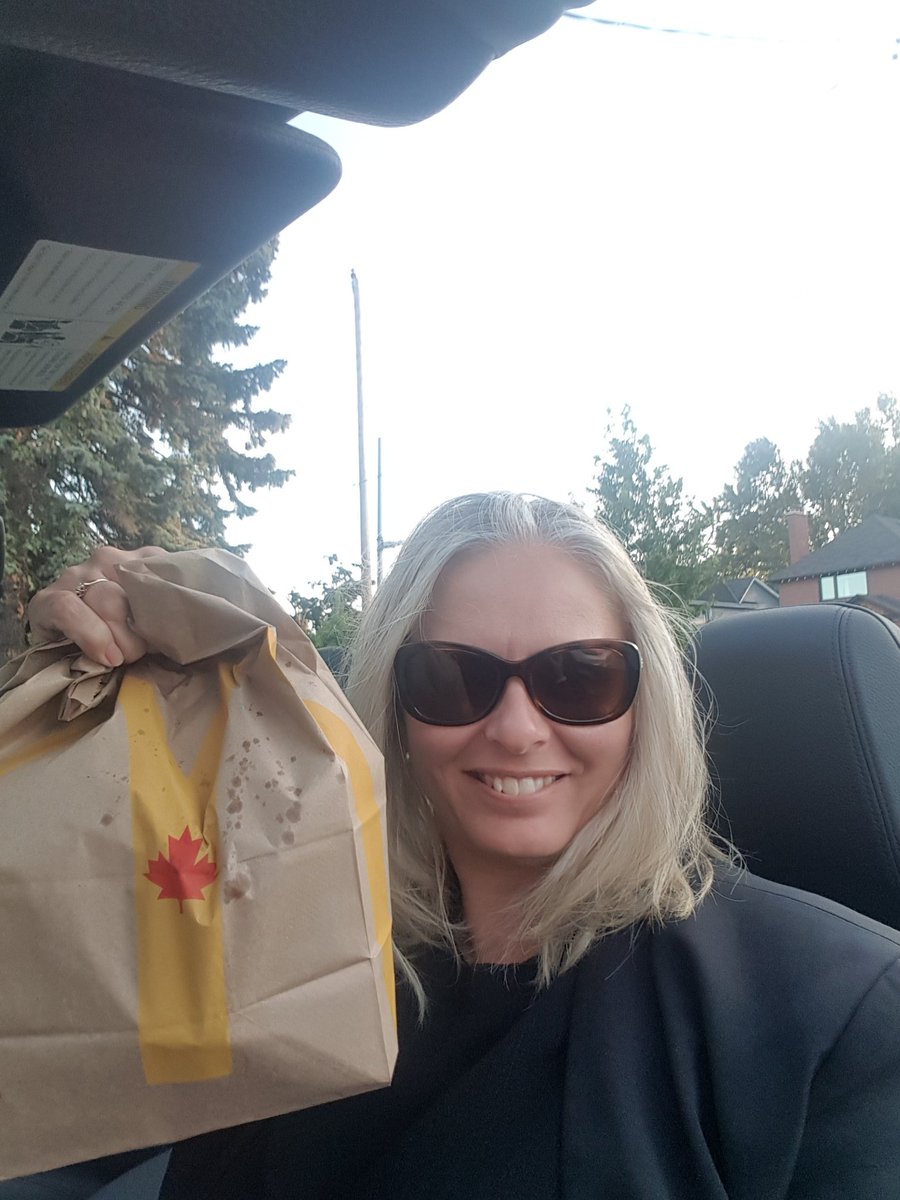 Celebrating National cheeseburger day! Thanks for the idea @ChrisStamper_45  <a href="/GerardDinneen/">Gerard Dinneen</a>