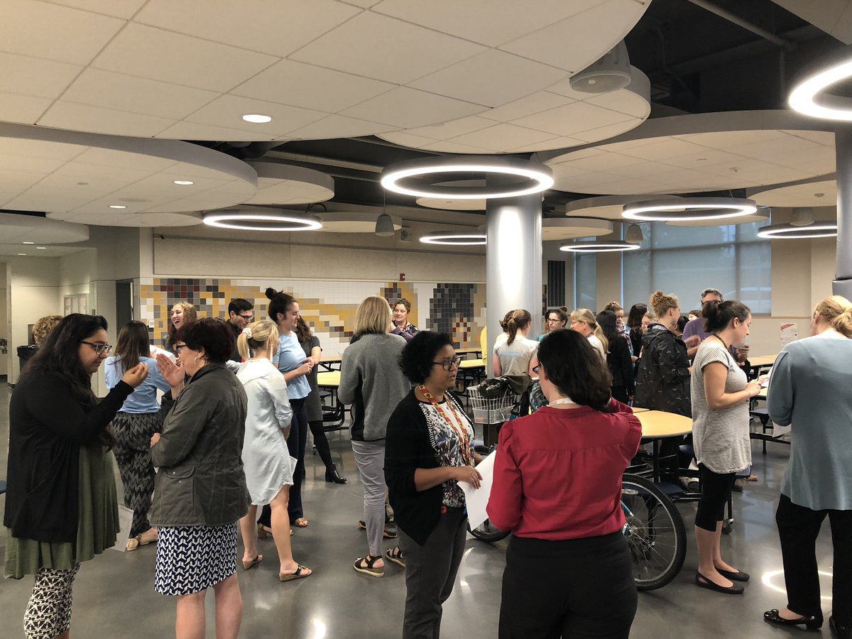 CPS_ELE's tweet photo. The English Language Education Department is on 🔥. Great first meeting. #ellchat #ellcafe #ell #esl #duallanguage #chelsealove #chelseama https://t.co/d2euO9T0Vr