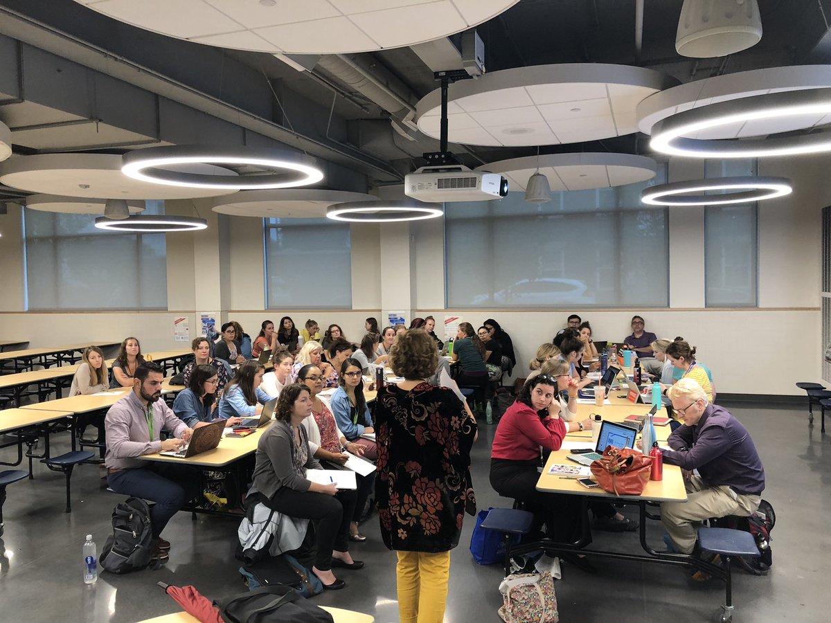 CPS_ELE's tweet photo. The English Language Education Department is on 🔥. Great first meeting. #ellchat #ellcafe #ell #esl #duallanguage #chelsealove #chelseama https://t.co/d2euO9T0Vr