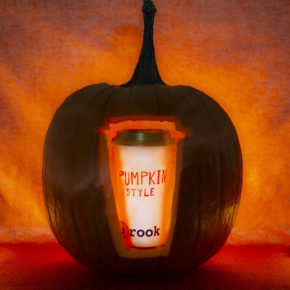 rookcoffee's tweet image. Coming in (Pumpkin) HOT! Now available at all locations. #PumpkinStyle