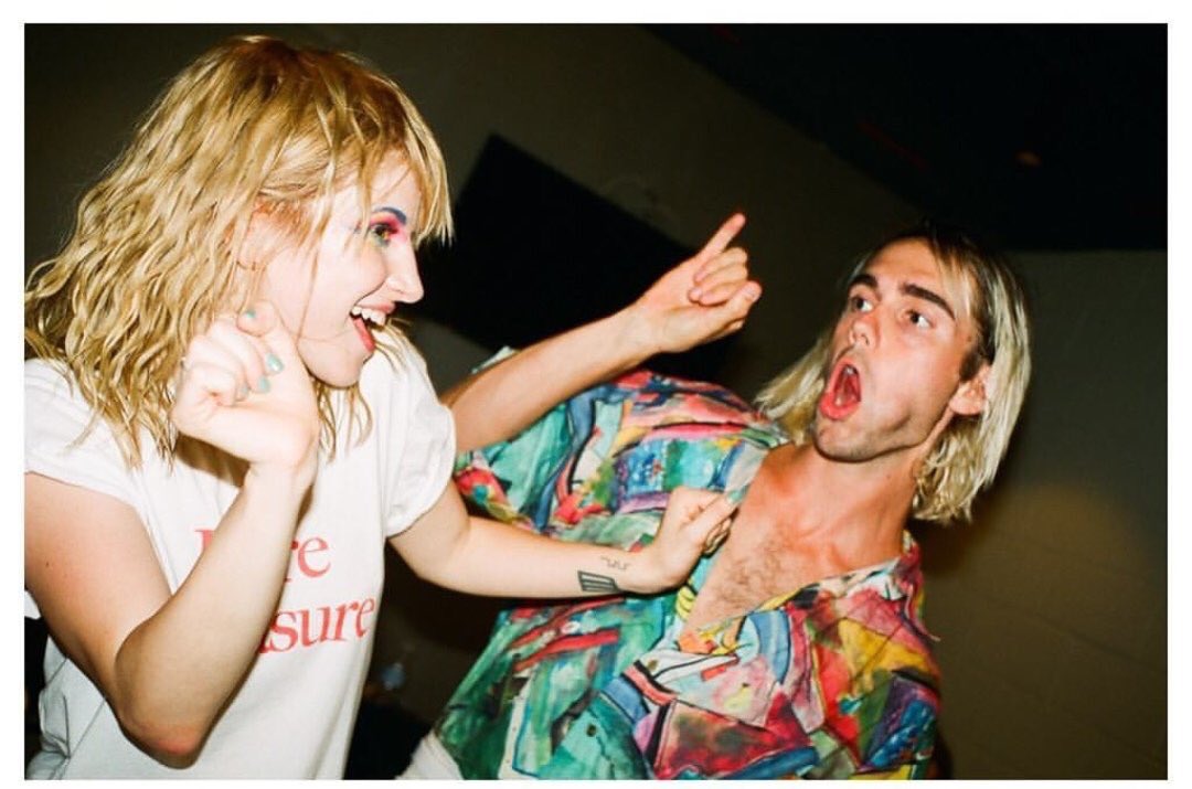 Fotos novas do <a href="/Paramore/">paramore</a> tiradas por Phoenix Johnson