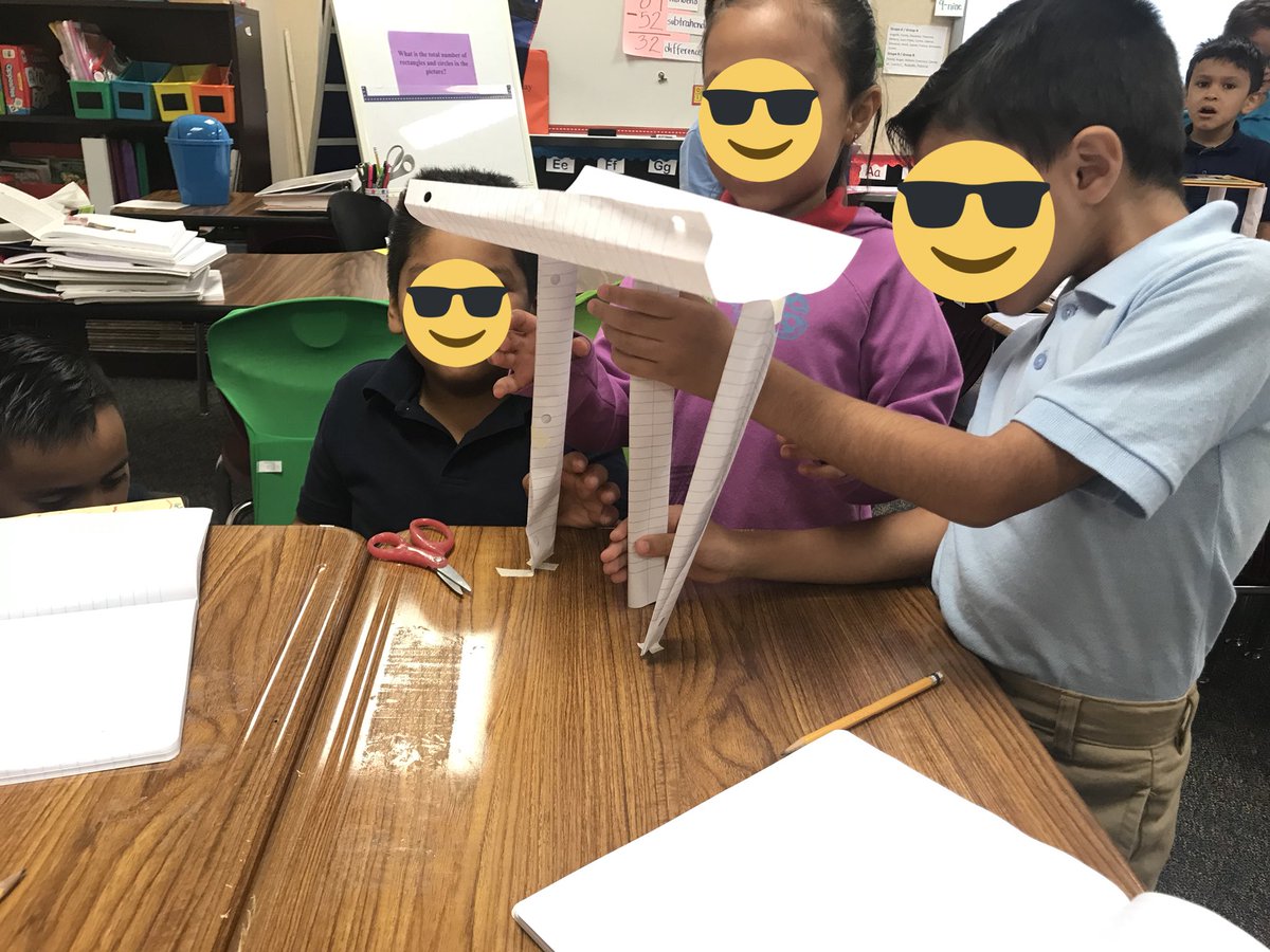 RamirezEulogia's tweet photo. #structurechallenge 🚧🚧🚧🏗📚book @dixietylerisd https://t.co/gkxx6HhVTe