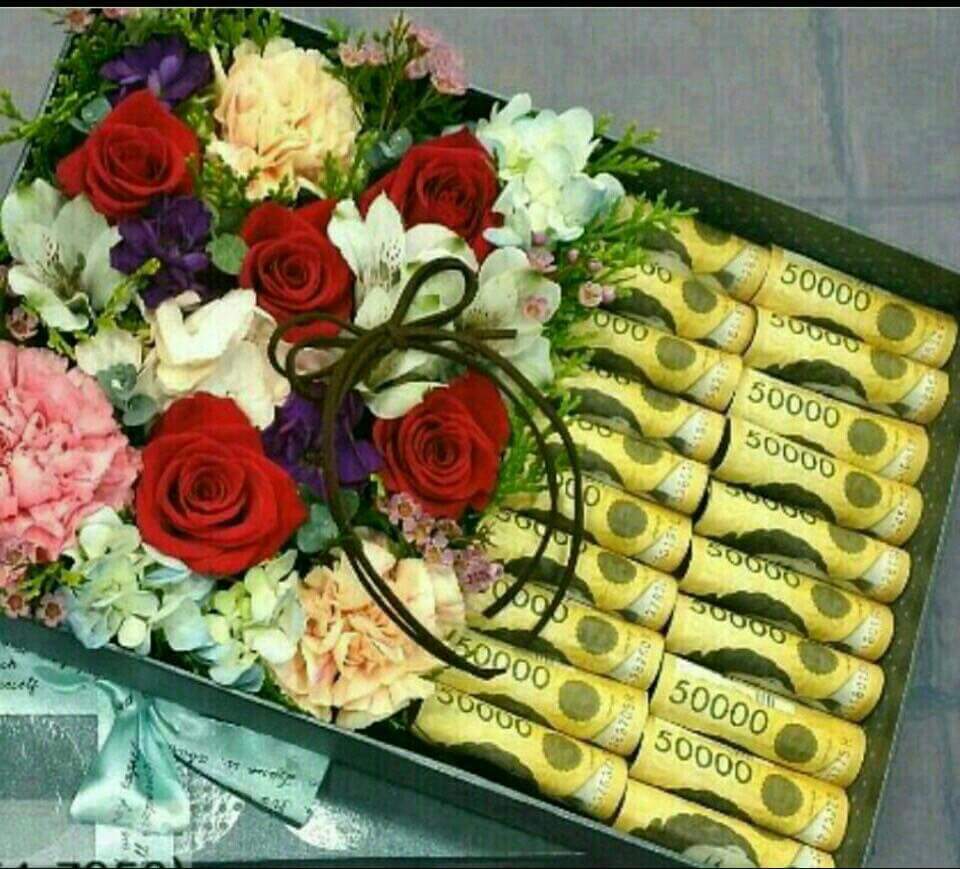 kgj1220's tweet photo. 사람을 사귈 때 
사랑으로 대하지 않는 것은 
아무 생각 없이 벌집에 손을 집어넣는 것과 같다.
-레프 톨스토이- https://t.co/myxUQvqUMs