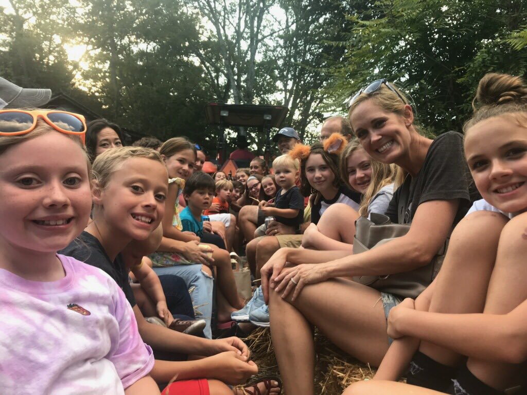 wcsTSES's tweet photo. #wcsTSES enjoying a fun “Family Night” at Wilson Family Farms. If you missed it - you can come tomorrow night too (5-7pm)! https://t.co/hZUjaZmiYi