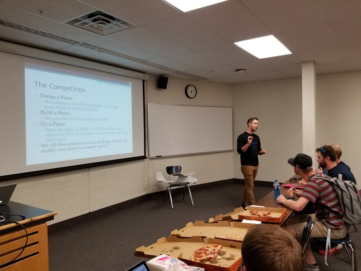 DBFusu's tweet photo. Today, we had our kickoff for the X-plane Competition! https://t.co/7bvgHgSSoS