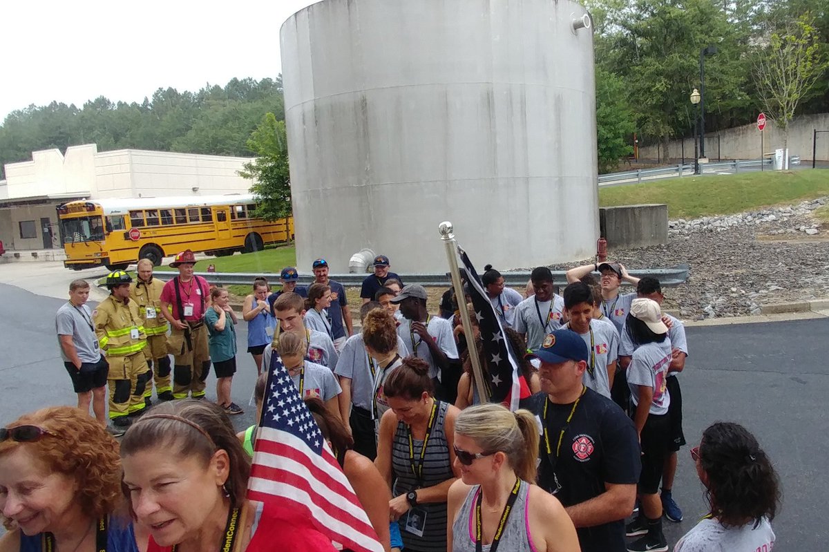 ffshifflett's tweet photo. @WomenOf911 Firefighters begin the climb at the 2018 Terry Farrell Firefighters Fund Georgia Chapter 9/11 Memorial Stair Climb at Home Depot HQ in Atlanta last Sunday @SandySpringsGA #fire #gafire @HomeDepot #sandyspringsfire @TerryFundGA https://t.co/9gjDNIaf5h