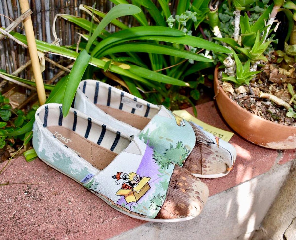 CustomShoeShop's tweet photo. “I’m killing time while I wait for life to shower me with meaning and happiness.” 
#CalvinandHobbes https://t.co/59IhS95mFO