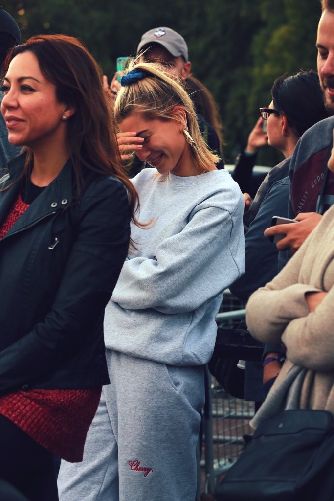 jaileybetter's tweet photo. “That girl over there is the love of my life everyone” ♥️✨ https://t.co/oGxx9kY235