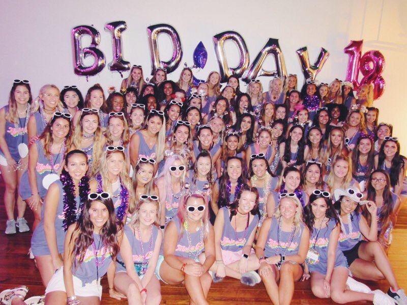 Alpha Chi Omega tweet media