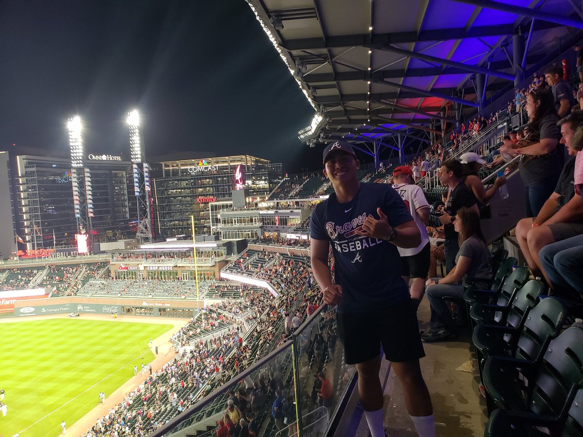 eda_jeremy45's tweet photo. On this this Airman Eda turns 19 and the United States Air Force turn 71.
#2birthdays
#Military
#September
#AimHighFlyFightWin https://t.co/k6mx0er87S