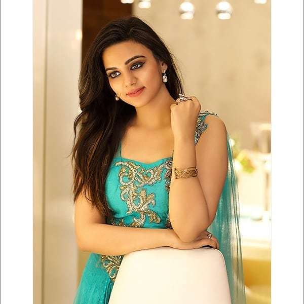 crizaze_models's tweet photo. #bhavya @crizaze @vimalhari @parwanikavita #crizazemodel #crizaze https://t.co/fodqhmOZYb https://t.co/aZgf4eJqi0