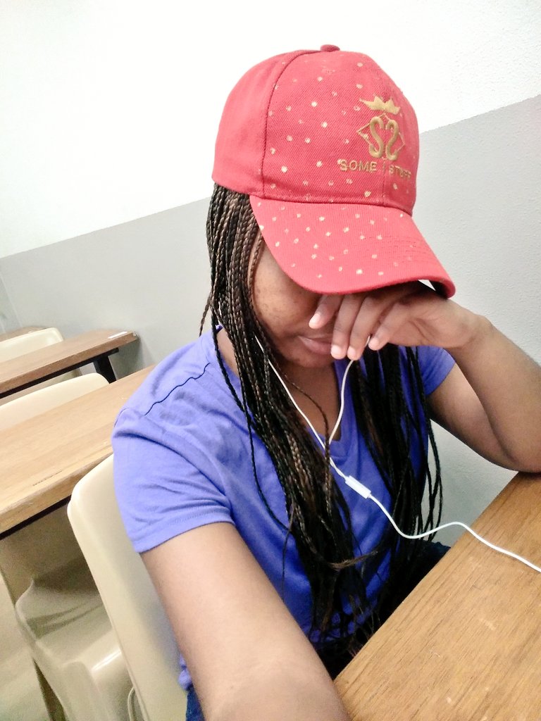 MissOwena_XI's tweet photo. Nobody Ever Asks Why I'm Most Of The Time By Myself 🙌👐
But Then Hey People Never Care When You Are Alone
They Only Care When They Are Alone🤷♀️
#LoveByCoco
#WednesdayMotivation
#SomeStuff
Local Brand Based In Bloemfontein
DM For More Details
Happy Wednesday 💗💕 https://t.co/xArc5tb92W